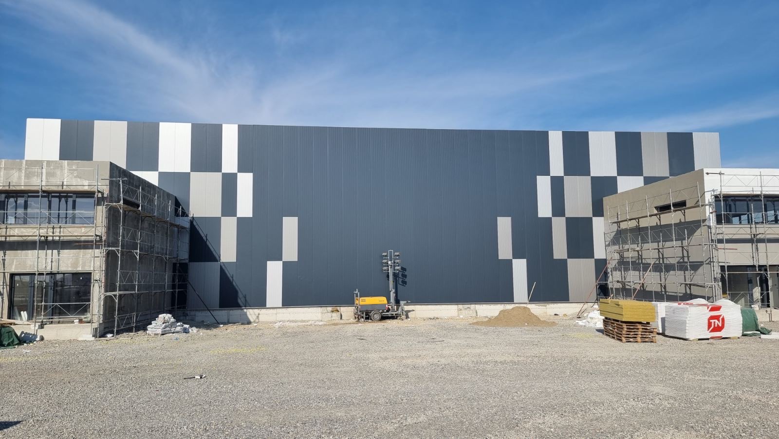 Teikom-Komatsu - Slika 4